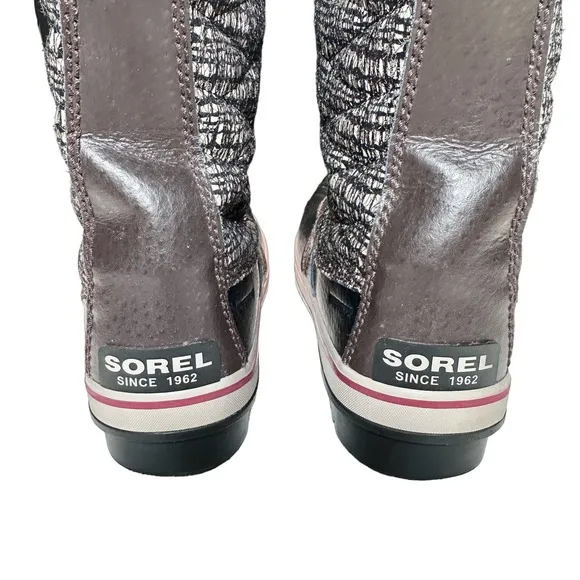 Sorel | Women | Tofino II Cordovan Metallic Faux Fur Waterpoof Boots | 10.5