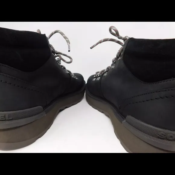 SOREL® Women's Boots M Hi-Line™ Hiker Hiking in Black/Jet Size 9