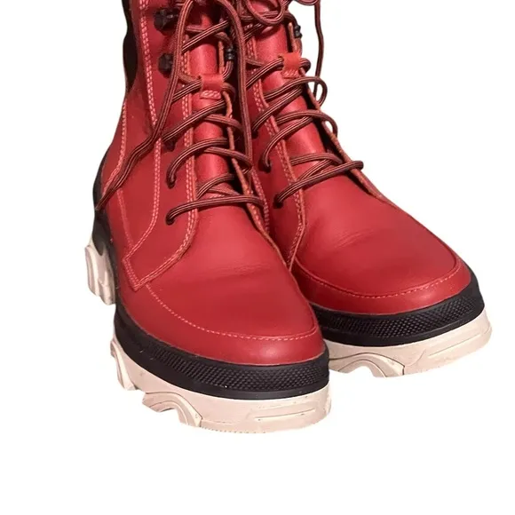 Sorel Women's Brex Lace Waterproof Boot Warp Red Size 8.5