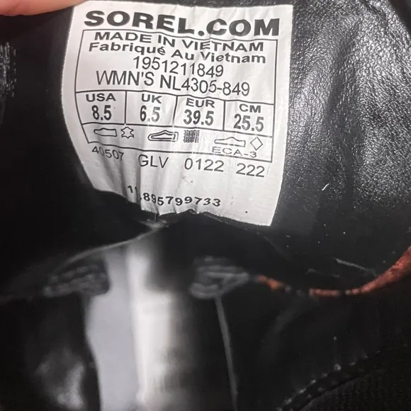Sorel Women's Brex Lace Waterproof Boot Warp Red Size 8.5