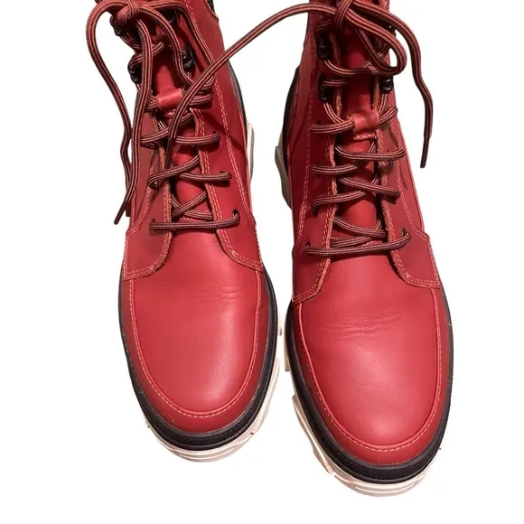 Sorel Women's Brex Lace Waterproof Boot Warp Red Size 8.5