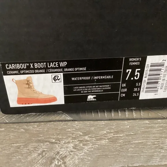 SOREL Women's Caribou Lace-Up WP Boots, size 7.5