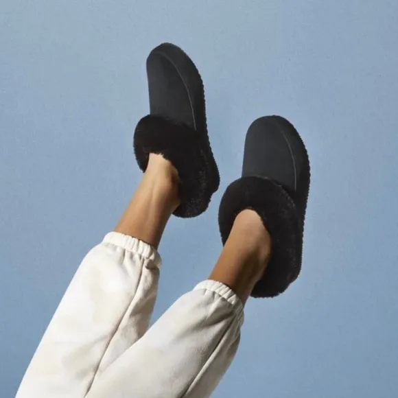 Sorel Women’s Go Coffee Run Slippers Black Suede Leather Fur Slip On Shoes Nwt