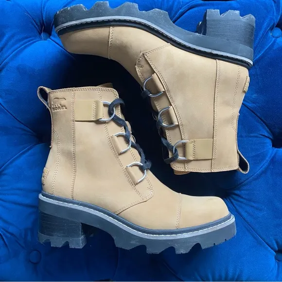 Sorel - Women’s Joan Now Lace Boot Caribou Buff Black - size 8.5