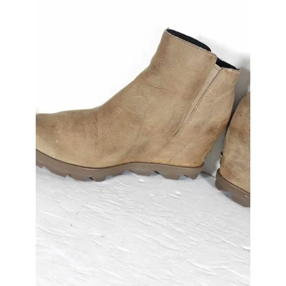 Sorel Women's Joan of ArcticII US8 Brown Leather Waterproof Side Zip Wedge Boots