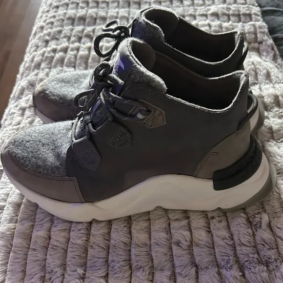 Sorel Women's Kinetic Rngd Caribou Boot — Waterproof Leather Winter Boots 7.5