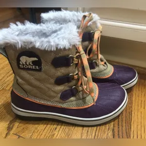 Sorel Women’s Waterproof Purple/Tan/Orange Boots Sz 7