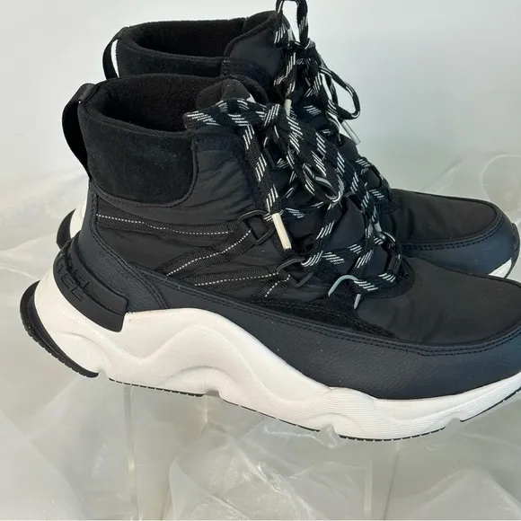 SORELKinetic Impact Conquest Black Sea Salt Waterproof Sneaker Boots Size 9