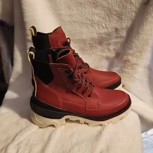 Sorel waterproof boots size 7.5 NWT