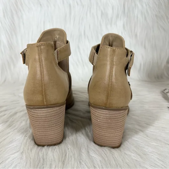 Soul Naturalizer Matcha Booties Faux Leather Size 10M