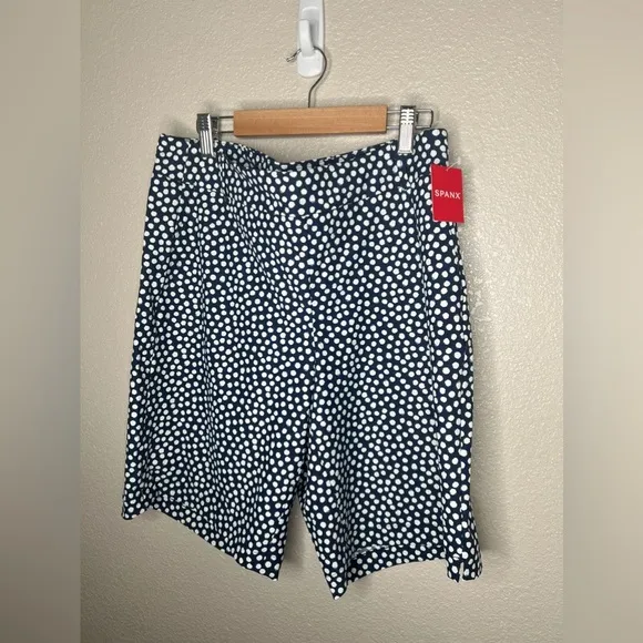Spanx Navy Pointed Dot Sunshine Shorts 10 Bermuda