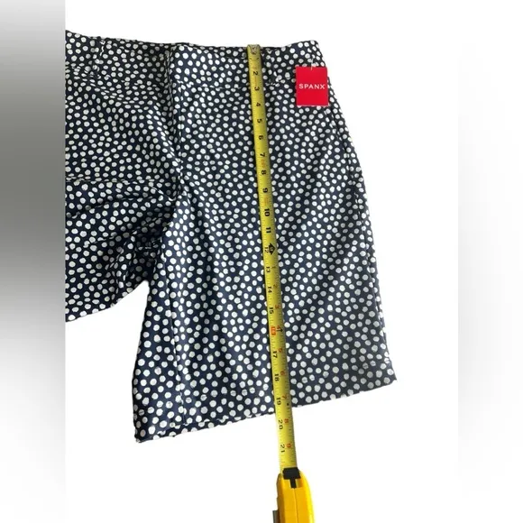 Spanx Navy Pointed Dot Sunshine Shorts 10 Bermuda