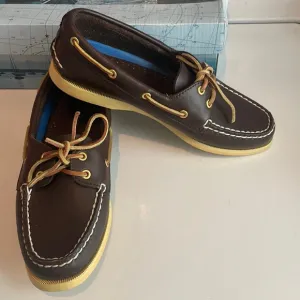 Sperry 9195017 Topsider women’s original 2 Eye boat brown shoes 7 1/2