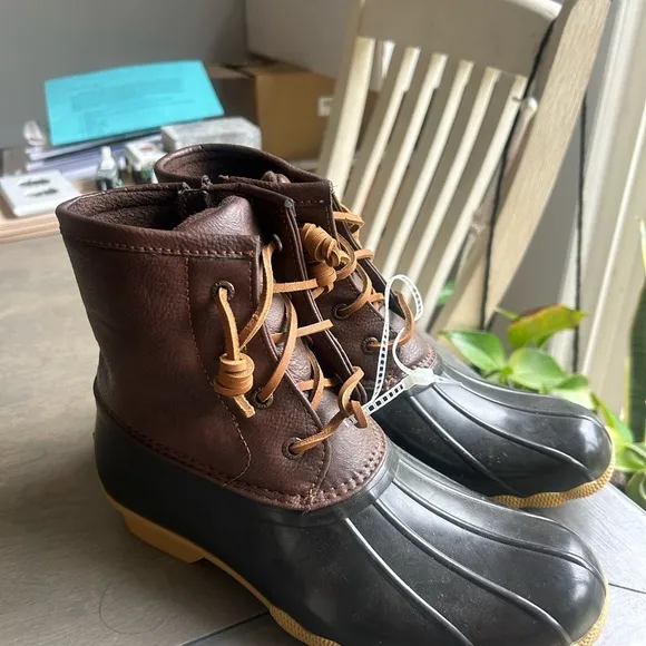 Sperry Saltwater Girl boots