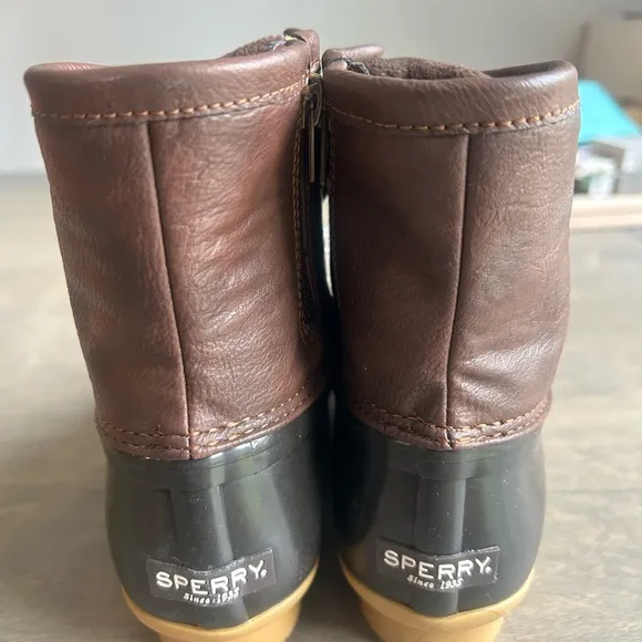 Sperry Saltwater Girl boots