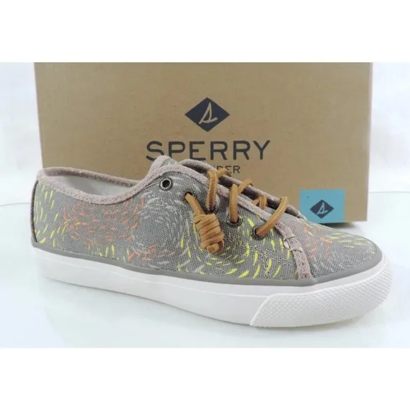 Sperry Top Sider Seacoast Fish Circle Fashion Sneakers Taupe Size 6