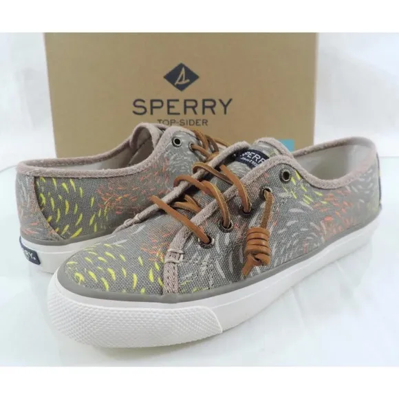 Sperry Top Sider Seacoast Fish Circle Fashion Sneakers Taupe Size 6