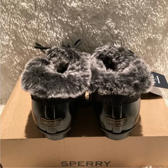 Sperry Women's Black Fur-Lined Shoes