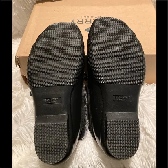 Sperry Women's Black Fur-Lined Shoes