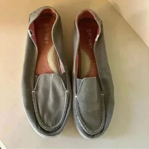 Sperry women’s gray slip on boat shoes size 9