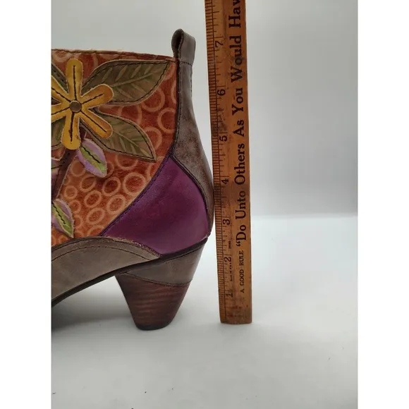 Spring Step L'Artiste Women Dramatic Floral Ankle Boot Size 8.5 US 39 EU Taupe