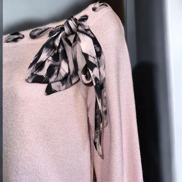St. John Collection Pale Pink Knit Bow Tie Silk Scarf Long Sleeve Sweater