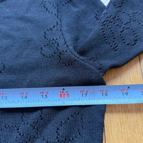 St. John Size S Black Wool Blend Knit 3/4 Sleeve Boat Neck Top w/ Red Beaded Tie