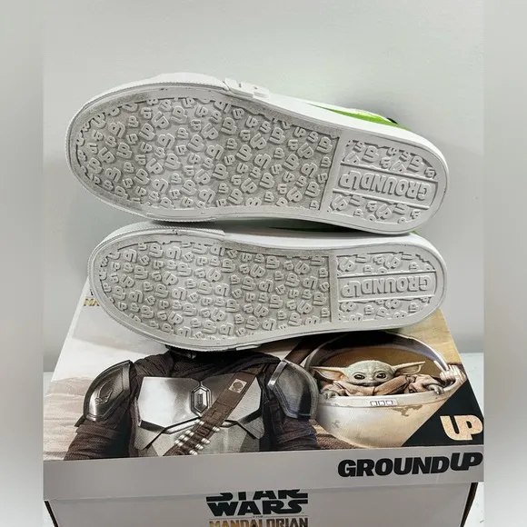 Star Wars The Mandalorian Ground Up Grogu Youth Meshed Court Sneakers, Size 5
