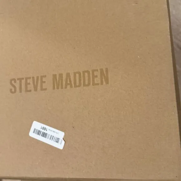 Steve Madden Blyss Women's Boots Pointed Toe Black Suede Size 7.5 NWB