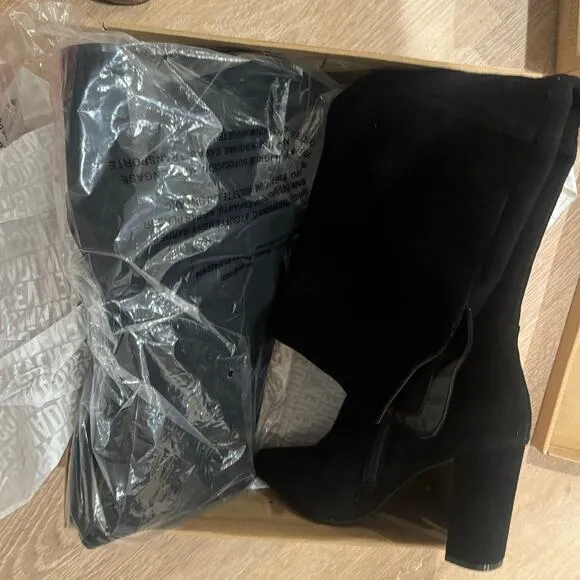 Steve Madden Blyss Women's Boots Pointed Toe Black Suede Size 7.5 NWB