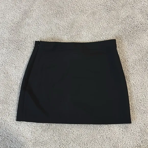 Steve Madden Cameron Mini Skirt | Black | Size 2 (Small) |From Revolve
