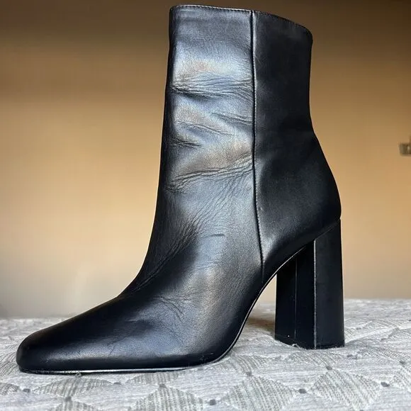 Steve Madden Lourde Black Leather Black Ankle Boot Bootie Square Toe Women 8 M