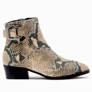 STEVE MADDEN Ringer Snakeskin Print Leather Ankle Boots ~ Like New