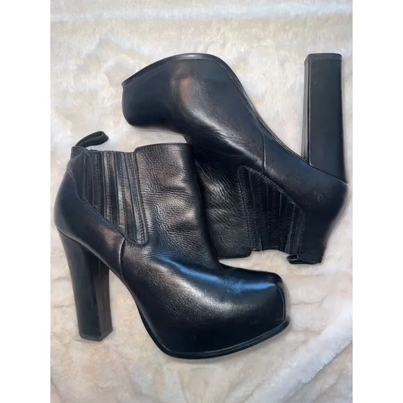 Steve Madden Saffronn Platform Boots Size 10 Black Leather Ankle Booties