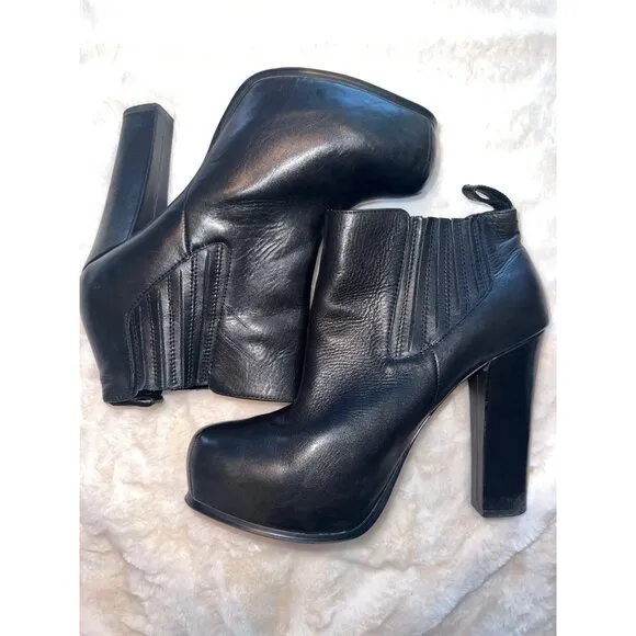 Steve Madden Saffronn Platform Boots Size 10 Black Leather Ankle Booties