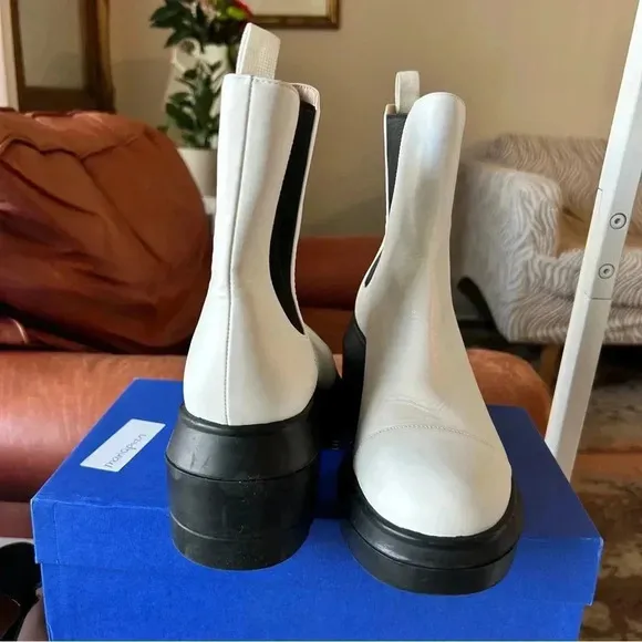 Stuart Weitzman Norah White Leather Chelsea Boots
