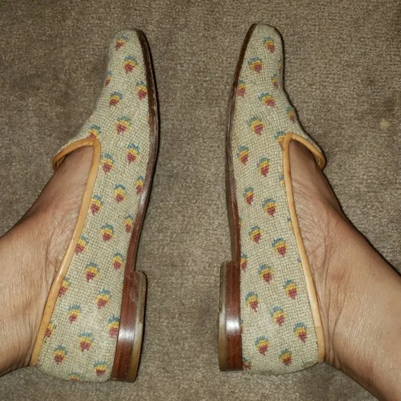 Stubbs and Wootton EUC SIZE 7.5 tan print flat shoes LEATHER LINED