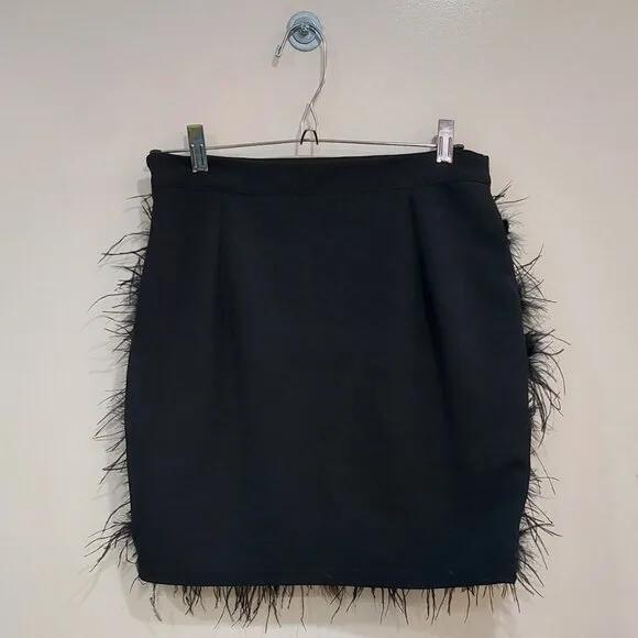 💥STUNNING💥Genuine Ostrich Feather Front High Waist Mini Skirt in Black