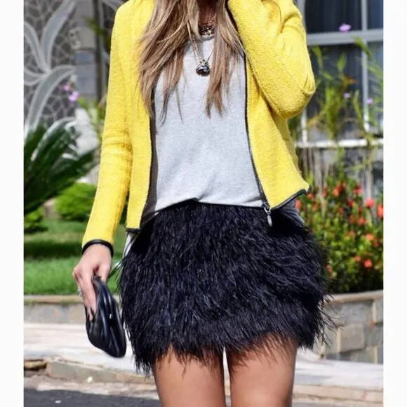 💥STUNNING💥Genuine Ostrich Feather Front High Waist Mini Skirt in Black