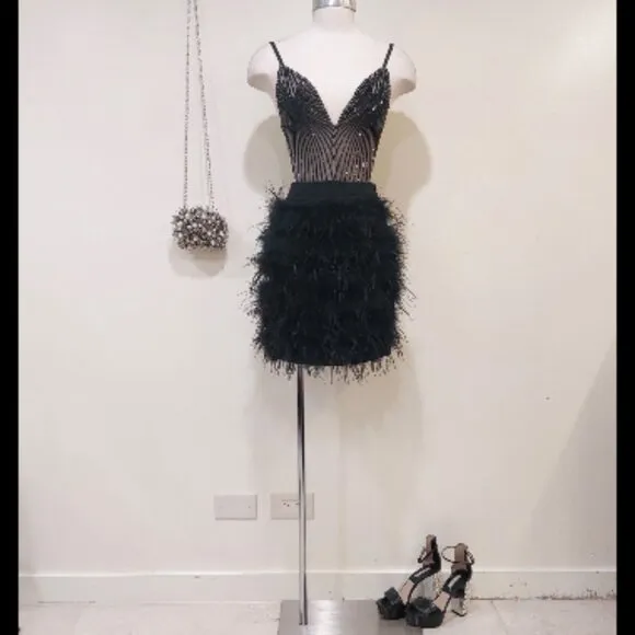 💥STUNNING💥Genuine Ostrich Feather Front High Waist Mini Skirt in Black