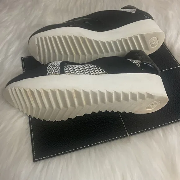Stylish Black and White Women's Shoes