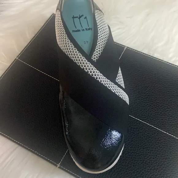 Stylish Black and White Women's Shoes