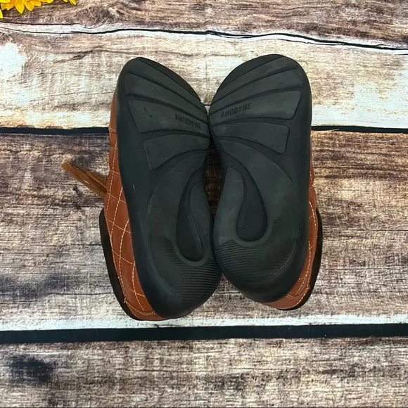 Stylish Diabetic Shoes by Anodyne are like new. Size 9.5