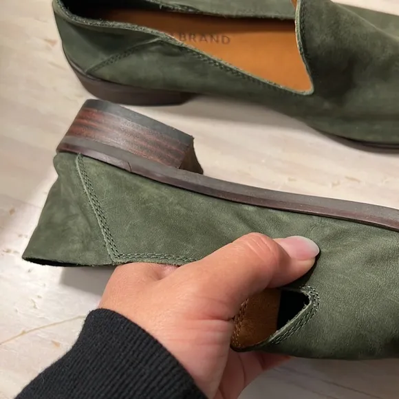 Suade lucky brand slip on shoes