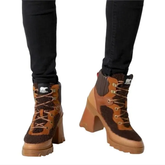 Sundance Catalog Sorel Platform “Brex Heel Cozy Lace Boots” Size 9.5 $210 MSRP