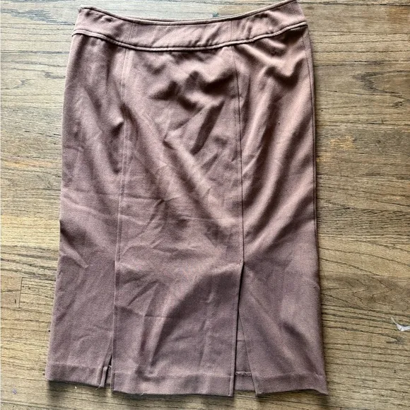 Sunny Leigh Brown Pencil SkirtSize 6 | Classic &amp; Versatile Office Wear