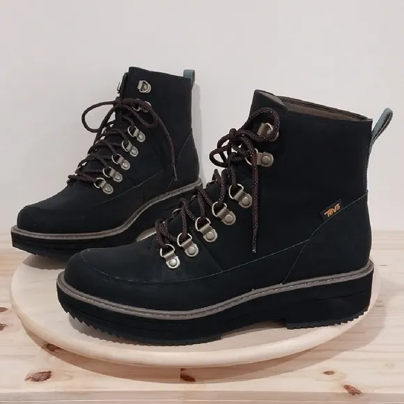 Teva Midform Boot Patchwork Women's 9 Black Ankle Lace Up Boots Hiking Outdoors