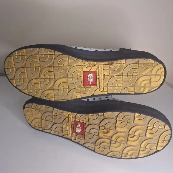The North Face Base Camp hydroseal waterproof lightweight boots SZ 8