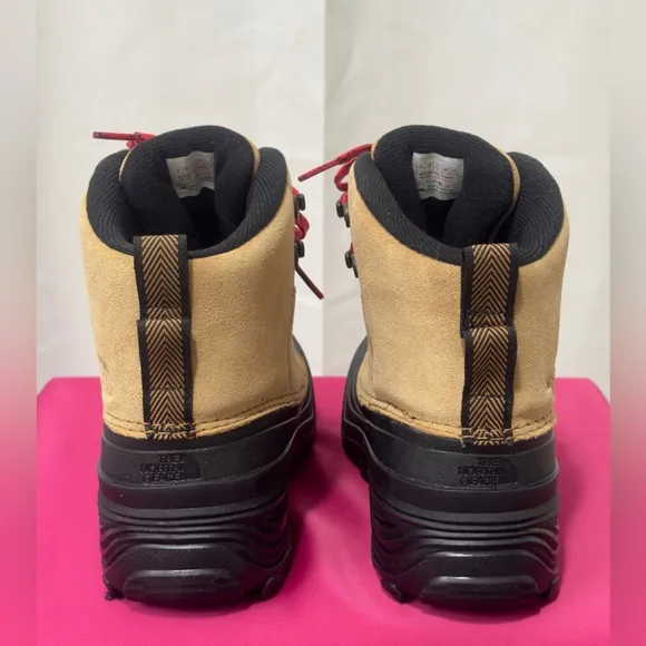 The North Face Big Kid Chilkat V Lace Waterproof Boot Almond Butter/TNF Black 4M