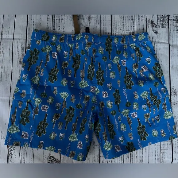 The North Face Class V Belted Trunk zippered cargo pockets blue cactus print NWT